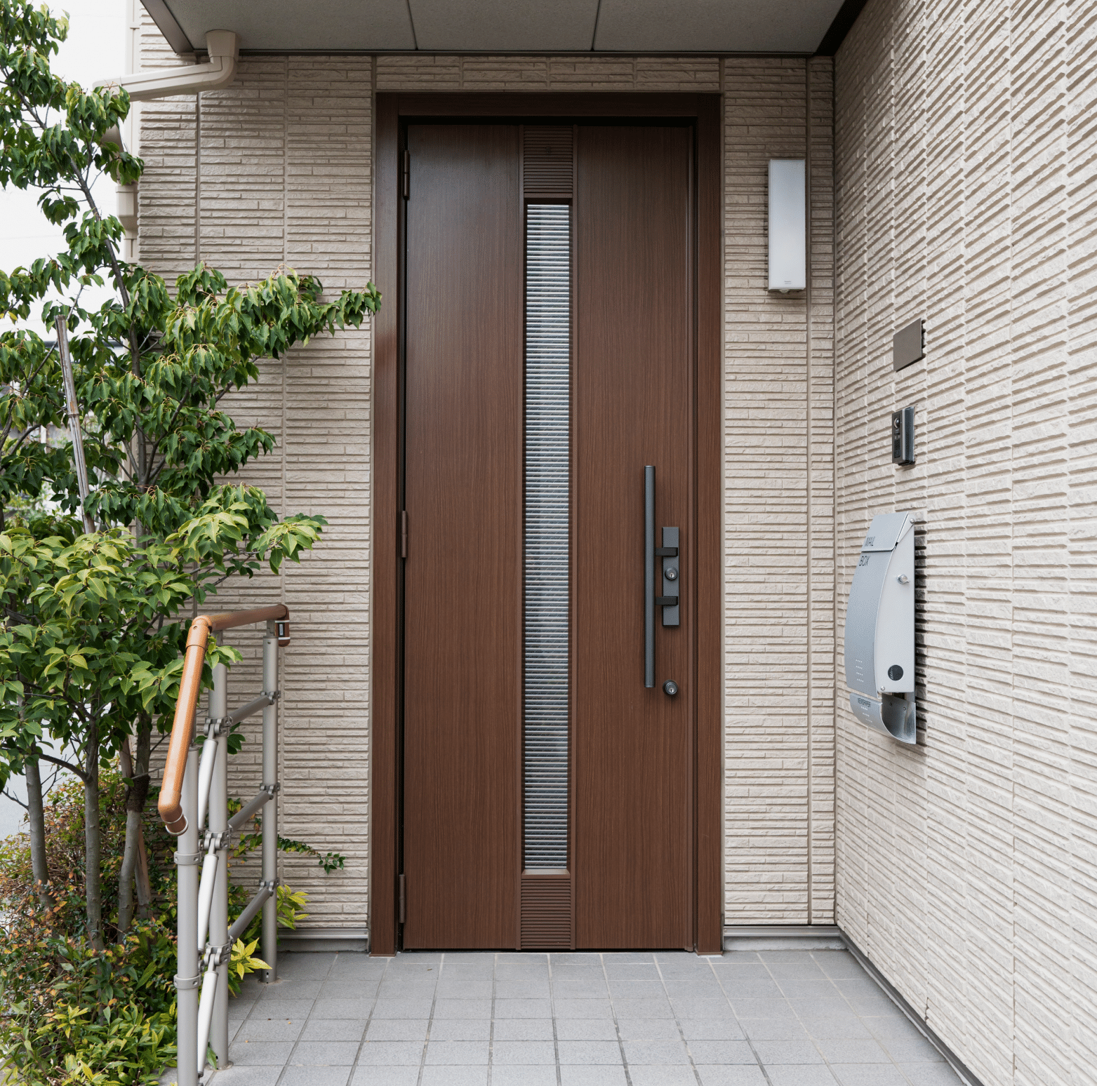 front door installation